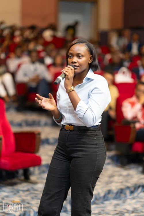 Concours Interuniversitaire Éloquence360