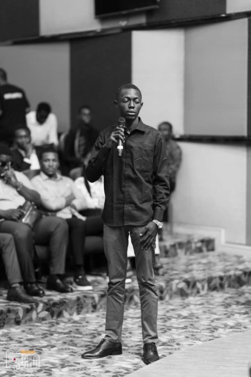 Concours Interuniversitaire Éloquence360